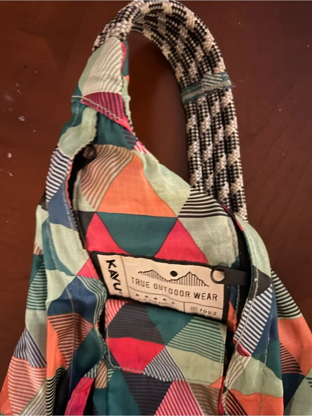 Kavu sling bag